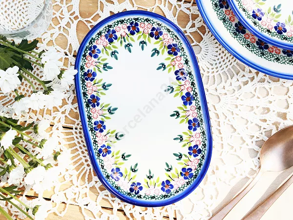 Półmisek owalny 24 cm Bolesławiec - Mariańska Koronka Półmisek owalny 24 cm Bolesławiec - Mariańska Koronka