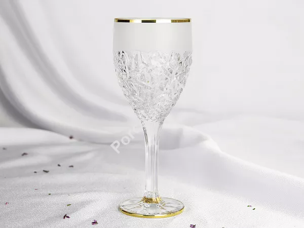 Kpl. kieliszków do wina czerwonego 270 ml (6szt) Bohemia Jihlava - Nicolette Gold 4SB.NIG.028771 Kpl. kieliszków do wina czerwonego 270 ml (6szt) Bohemia Jihlava - Nicolette Gold 4SB.NIG.028771