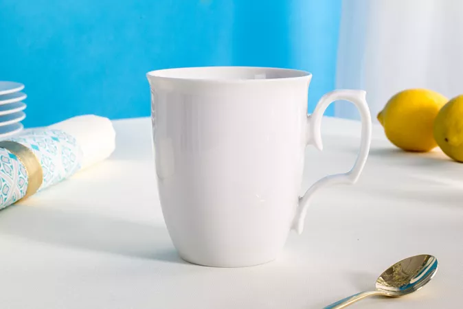 Kubek 0,36 L Altom Design - MariaPaula Biała L01 Kubek 0,36 L Altom Design - MariaPaula Biała L01